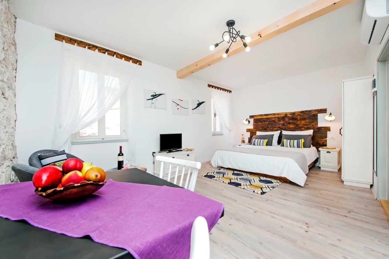 Casa Mulino Apartment โรวีน ภายนอก รูปภาพ
