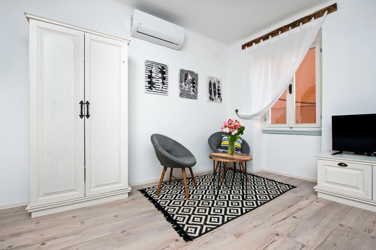 Casa Mulino Apartment โรวีน ภายนอก รูปภาพ