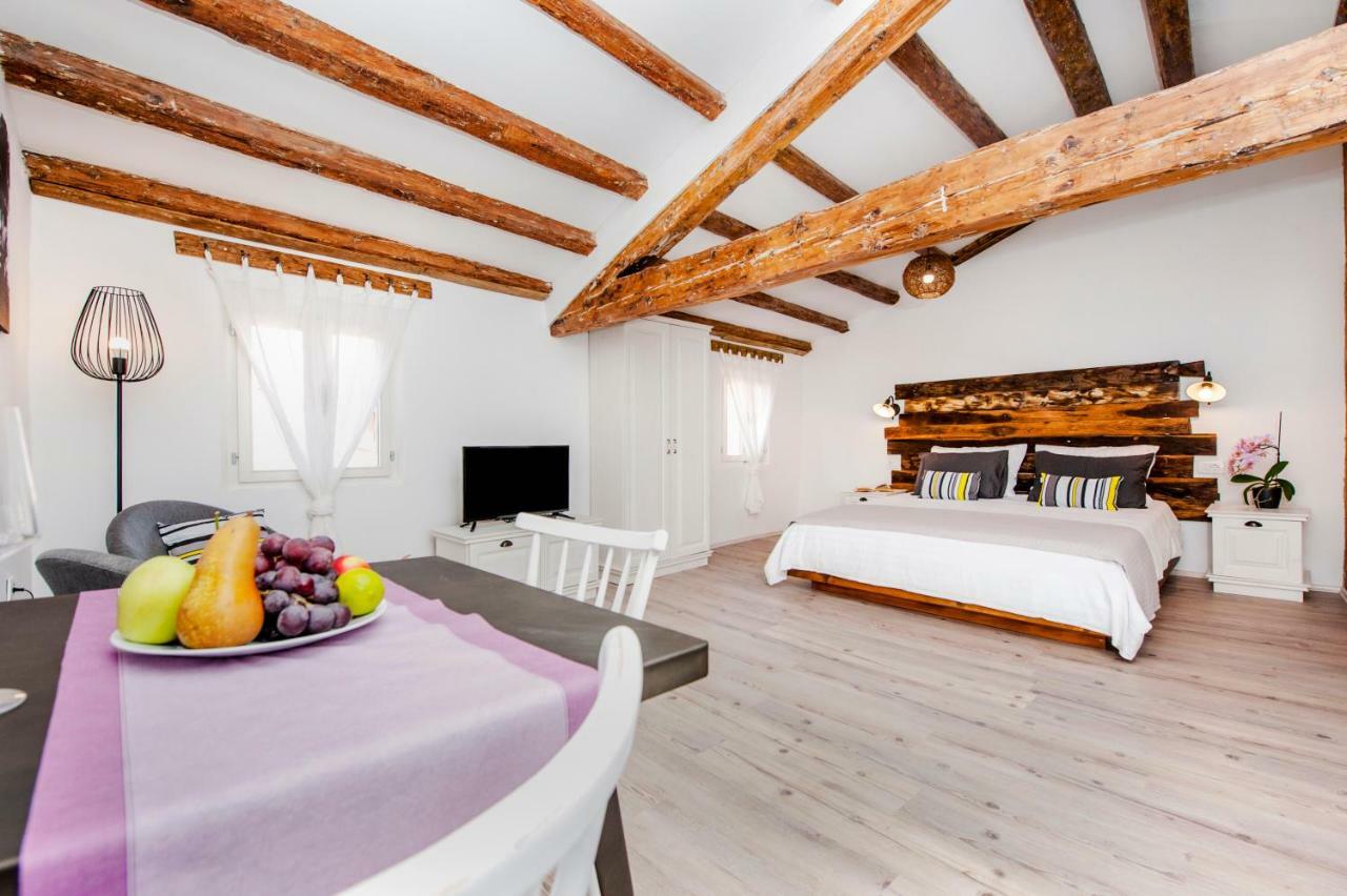 Casa Mulino Apartment โรวีน ภายนอก รูปภาพ